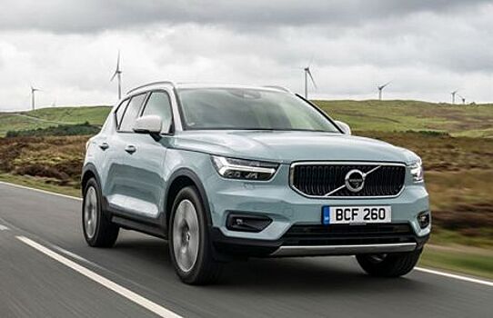 Кроссовер нового поколения Volvo XC40 получил обновления