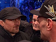 Промоутер объяснил, почему бой Усика и Фьюри не состоится в апреле