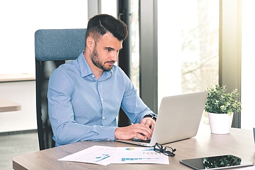 В Астрахани откроют бизнес-школу для ветеранов СВО