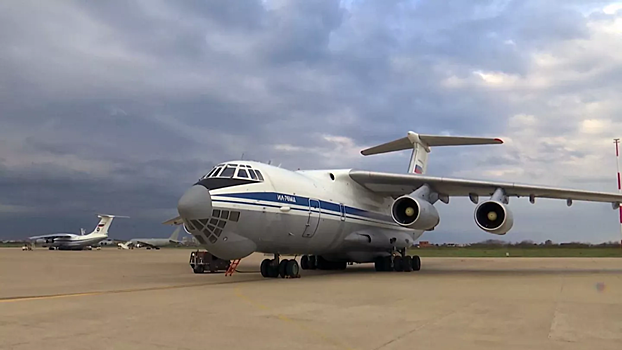 Девятый самолёт ВКС России вернулся из Италии