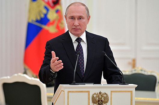 Президент Сербии обсудил визит Путина с замглавы МИД России