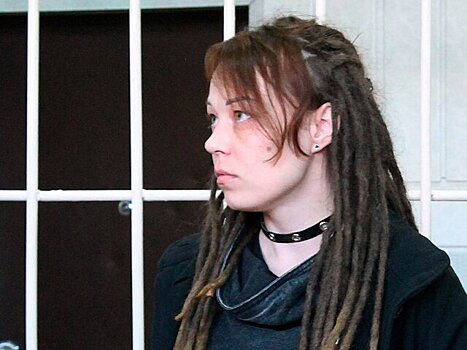 Жительница Новосибирска получила условный срок за осквернение "Вечного огня"