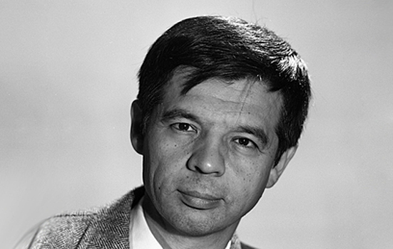 Горькая судьба "Джентльмена удачи" Раднэра Муратова: проиграл всё и умер в нищете и забвении