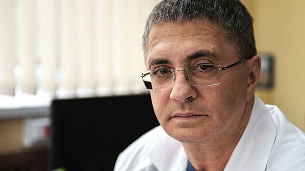 Мясников назвал смертельно опасной госпитализацию при омикроне