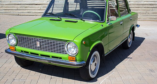 Как «Жигули» в советское время помогали бороться с пьянством?