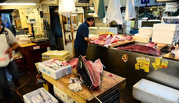 Почему рыба сильно пахнет?