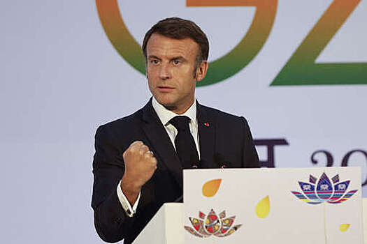 Макрон пообещал широкомасштабные реформы во Франции на фоне падения популярности