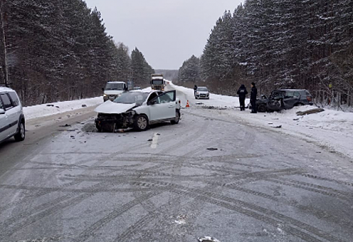 Свердловчанка погибла в автокатастрофе на глазах мужа и детей