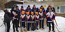 Игроки «Торпедо» сыграли в хоккей в валенках с воспитанниками реабилитационного центра
