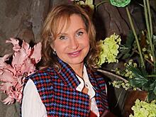 «Не делала никогда»: 57-летняя Ольга Прокофьева заговорила о пластических операциях