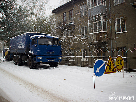 Полицейские в Оренбурге выявили более 50 разрушенных участков дорог