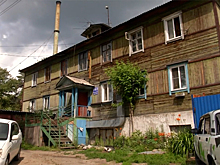 Нечистоты заливают огороды на Старом шоссе