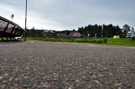 Укладку нового тротуара завершат в поселении Кленовское