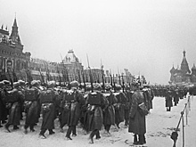 Военная операция по поднятию духа: какие задачи были у парадов в 1941 году