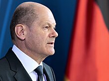 Шольц отреагировал на возгласы активистки фразой "прекрати орать"