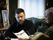 Зеленскому начали угрожать военным переворотом из-за коррупционного дела