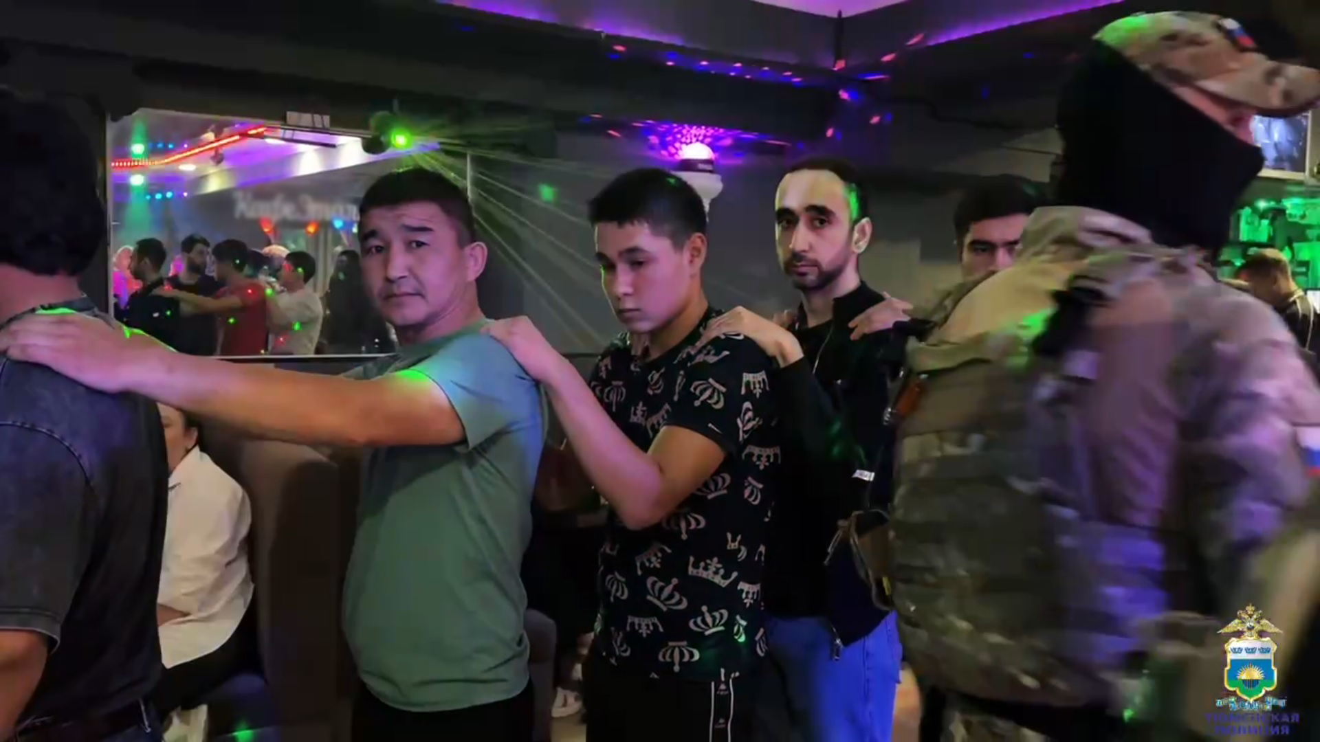 В Тюмени по итогам рейда в ряде кафе и ночных заведений выявлено 12 мигрантов-нарушителей