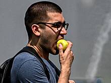 Назван простой способ почистить зубы без зубной щетки и пасты