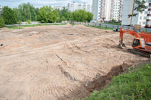 Строительство ФОКа с бассейном началось в микрорайоне Заря в Балашихе