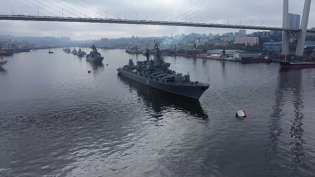 Во Владивостоке прошла генеральная репетиция морского парада ко Дню ВМФ