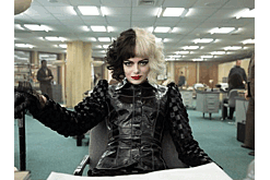 Как создавались умопомрачительные костюмы для фильма «Круэлла»