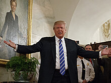 Intercept: демократы мечтают замять скандал о "связях" Трампа с Россией