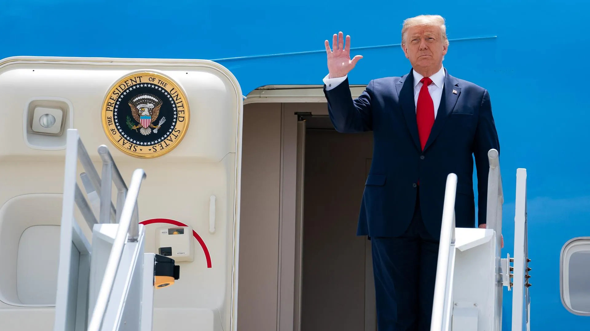 Daily Beast: Трамп не достиг результатов в ходе визита в Китай