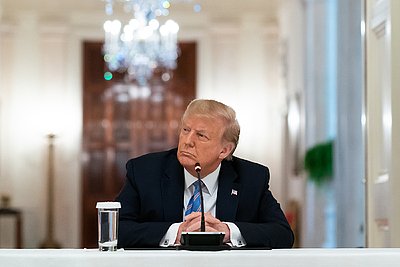 Трамп заявил, что США направят Украине дополнительные вооружения