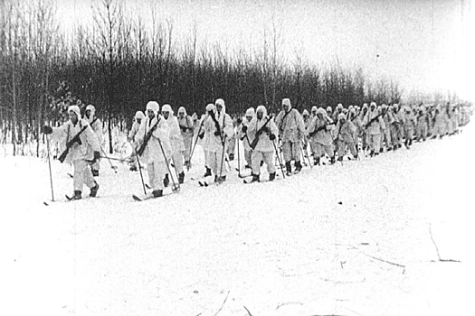 В Омской области лыжники почтили память героев-земляков