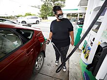 Эксперт обвинил  администрацию Байдена в росте цен на бензин