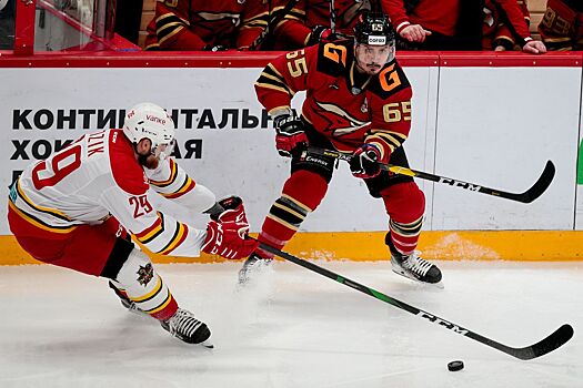 «Мы эти деньги не украли, бояться нечего». Якупов — о публикации зарплат хоккеистов в СМИ