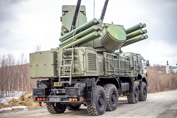 Жители российского региона проснулись от мощных взрывов