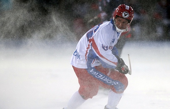 Шестикратный чемпион мира по бенди Свешников перешёл в «Юсдаль»
