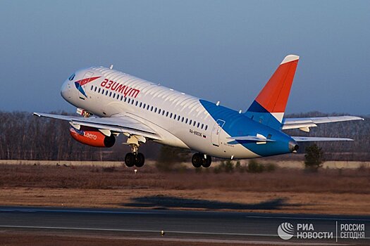 Авиакомпания "Азимут" в январе начнет продажу билетов на более чем 10 новых рейсов