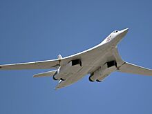 Российские Ту-160 отработали удар по базе НАТО в Исландии