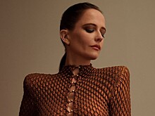 Ева Грин снялась для журнала в откровенном виде