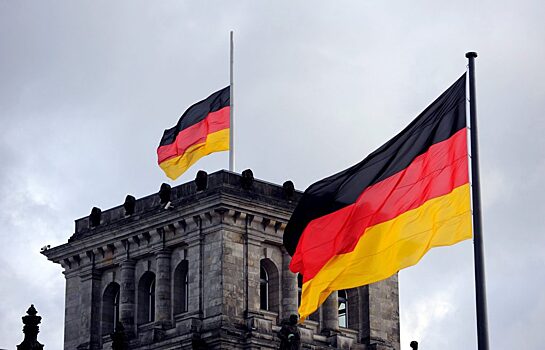 Шнайдер: ФРГ из-за кризиса рискует превратиться в «государство нищих»