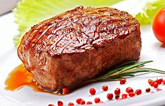 Рецепт сочного и нежного мяса на ужин. Все дело в универсальном маринаде