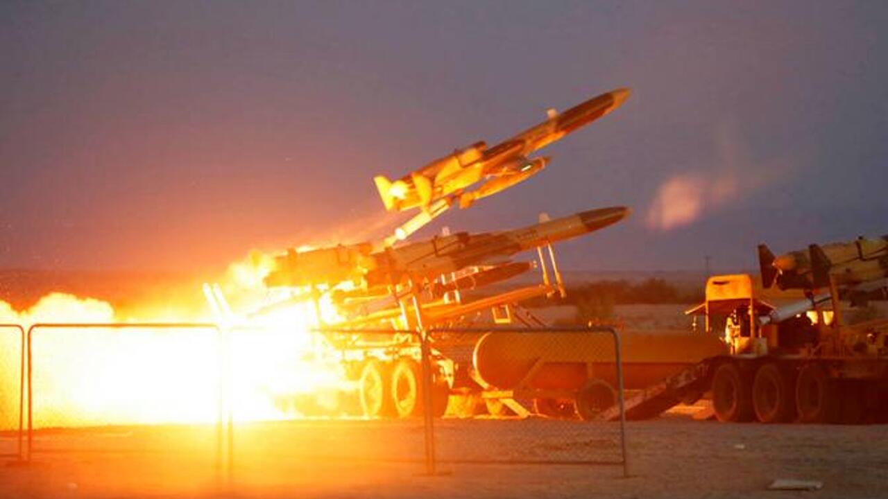 Иран пошел в наступление: Израиль атаковали сотни дронов-камикадзе и ракет.  Тегеран обещает повтор, если Тель-Авив ответит. Онлайн - Рамблер/новости
