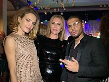 Наталья Водянова побывала на презентации рождественской елки в Лондоне