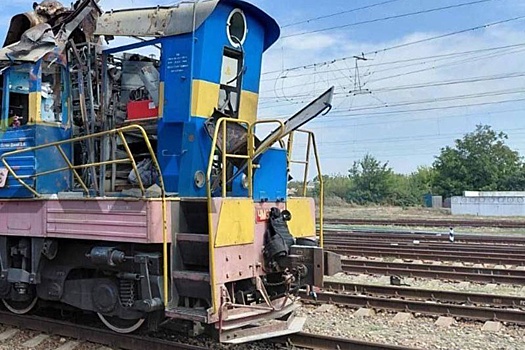 Российский дрон-камикадзе поразил тепловоз в 27 км от линии фронта