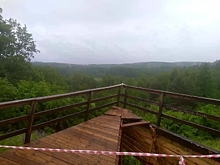 В Калининградской области под туристами обрушилась смотровая площадка