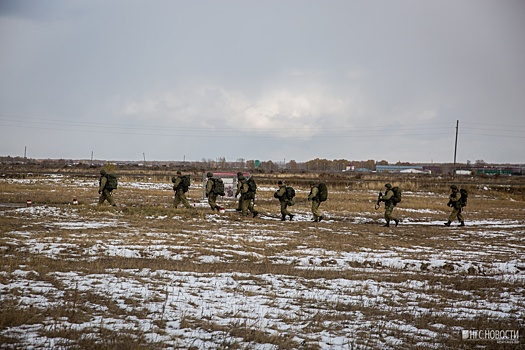 На полигоне под Новосибирском спецназ эвакуировал мирных жителей