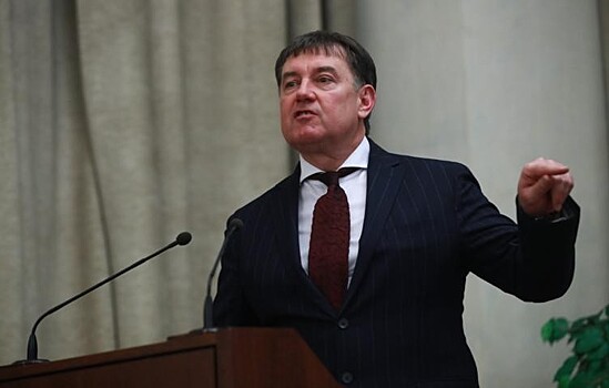 Имеющий активы на Кубани экс-судья Момотов потребовал закрыть процесс по его делу