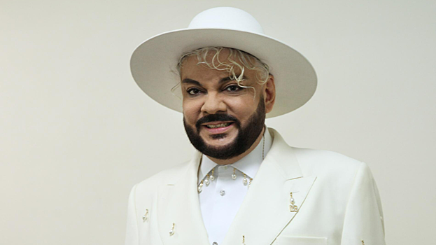 Филипп Киркоров назвал свой райдер скромным: «По сравнению с понтами коллег это просто цветочки»