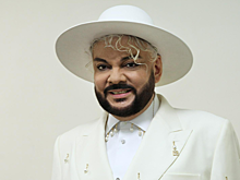 Филипп Киркоров назвал свой райдер скромным: «По сравнению с понтами коллег это просто цветочки»