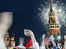 Путин посетил концерт ко Дню Победы на Красной площади