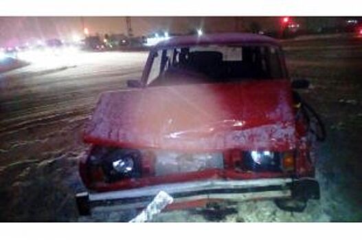 В Тольятти автомобилистка на «Калине» протаранила ВАЗ-2104