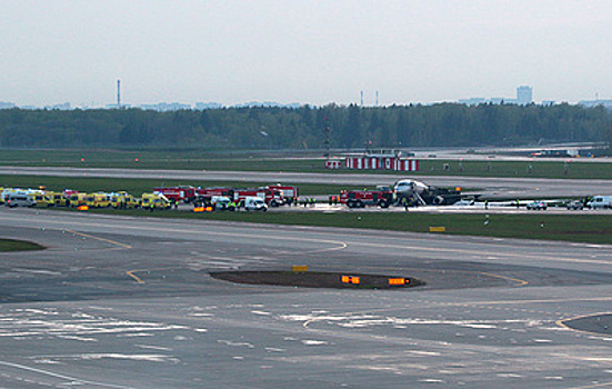 Случаи пожаров самолетов в аэропортах