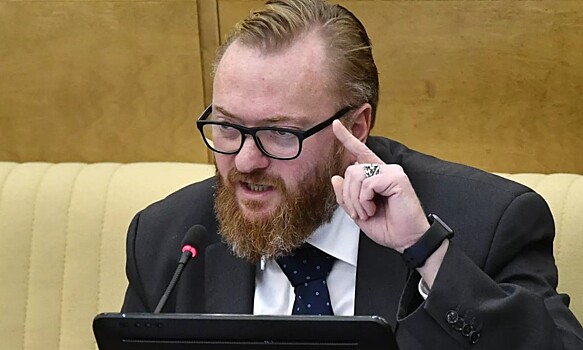 Милонов высказался об отказе Проворова кататься в свитере с ЛГБТ-символикой